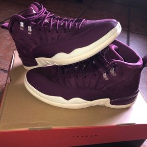 Air Jordan retro 12 Bordeaux